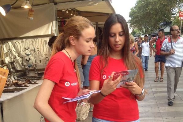Flyers Staff - Sampling Staff - Vodafone Barcelona